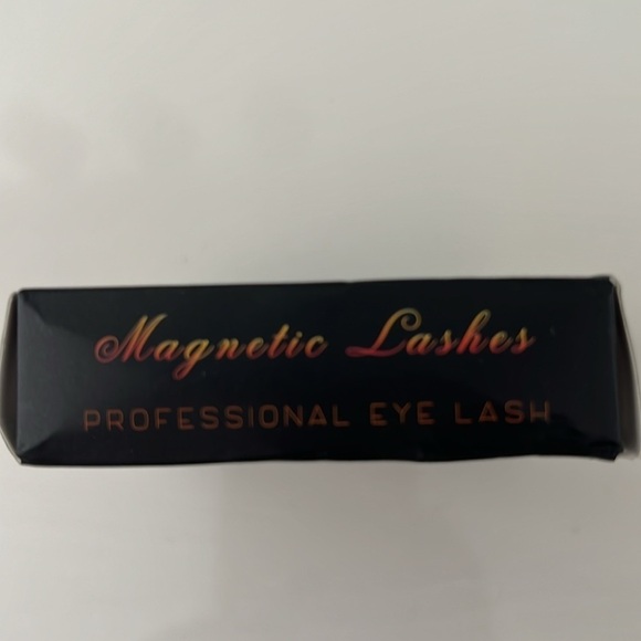 Magnetic Eyelashes, false lashes, 2 sizes. New in Box - Picture 11 of 12